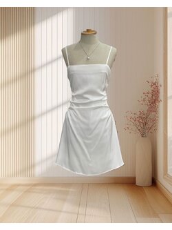 เดรสสั้นสีขาว สายเดี่ยว จีบเอว 2 ข้าง มินิสเกิร์ต ไซส์ M