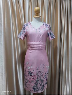 เดรสสั้นมีแขนสีชมพู พิมพ์ลายดอกไม้ S