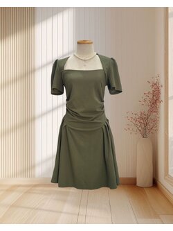 เดรสสั้นสีเขียวขี้ม้า จีบเอว กระโปรงเทนนิส ไซส์ M