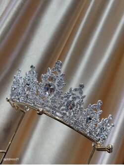 มงกุฏคริสตัลเงิน