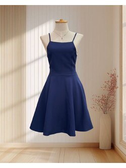 (PRE-LOVED) ราตรีสั้นสีกรม สายเดี่ยว กระโปรงบาน ไซส์ M