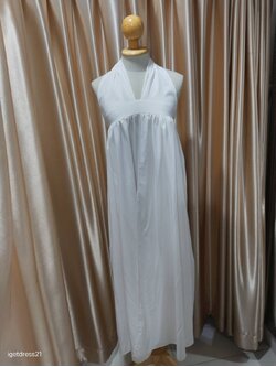 เดรสยาวสีขาว S