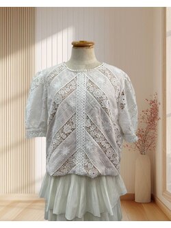 เสื้อลูกไม้แขนสั้น สีครีม ไซส์ 2XL