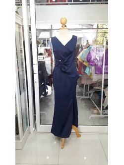 ยาวกรมแขนกุดเอวมุกรูปตัวD (M)