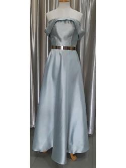 (PRE-LOVED) ชุดราตรียาวสีเขียวมิ้นปาดไหล่ (L)