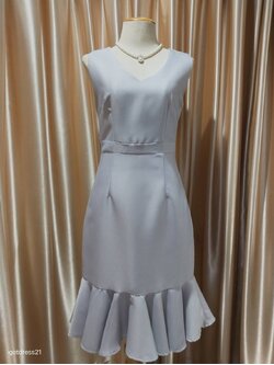 (PRE-LOVED) ชุดราตรีสั้นสีเทาเเขนกุดชายหางปลา (S) มือ2