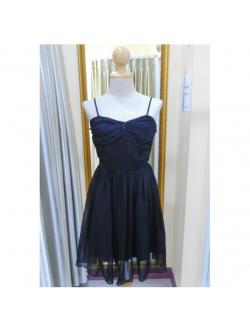 ราตรีสั้นสายเดี่ยวอกเปียซิปหลังสีดำ