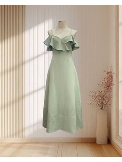 (PRE-LOVED) ราตรีสั้นสีเขียวมินท์ สายเดี่ยวเปิดไหลแต่งระบาย กระโปรงบาน ไซส์ XL