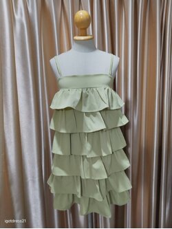 เดรสสายเดี่ยวระบายชั้นๆสีเขียว