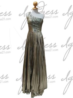 (PRE-LOVED) ราตรียาวสีทอง บ่าเฉียง กระโปรงอัดพลีท S