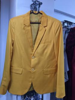 เสื้อสูทผู้ชายสีเหลือง (M)