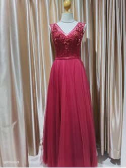 (PRE-LOVED) ชุดราตรียาวตัวเสื้อปักลูกไม้F