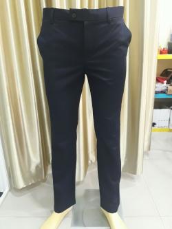 กางเกงขายาวสีกรมท่า เอว 32