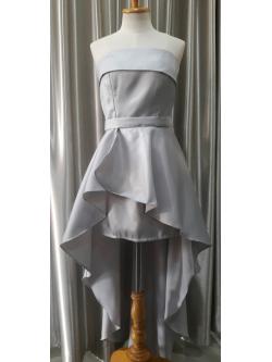 ชุดราตรีหน้าสั้นหลังยาวสีเทาเกาะอกผูกโบว์หลัง(ฟรีไซส์) มือ2