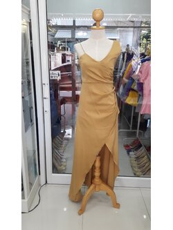 ยาวเหลืองสายเดี่ยวแขนกุด (M) มือ2