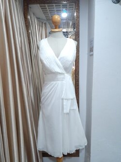 ชุดราตรีสั้นสีขาว (L)