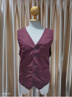 เสื้อกั๊กสีแดง S