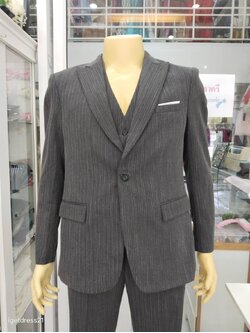 ชุดสูทสีเทาเข้ม L (AU)