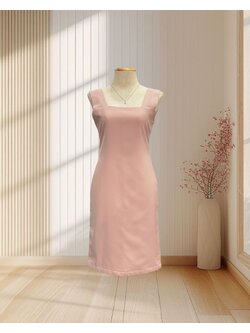 (PRE-LOVED) เดรสสั้นสีนู้ด สายเดี่ยวใหญ่ เรียบๆ ไซส์ S