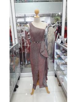 ราตรียาวสีแดงกลิตเตอร์ไหล่เบี่ยง (M)