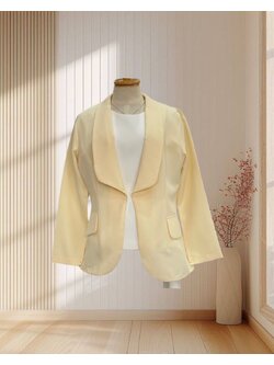 เสื้อสูทสีครีมไข่ไก่ คอปก ไม่มีกระดุม ใส่แบบคลุมเอาฟีล ไซส์ XL