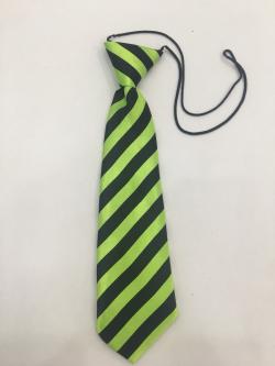 เนคไทเด็กโตสีเขียวแถบดำ