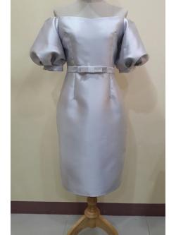 (PRE-LOVED) ชุดราตรีสั้นสีเทาเเขนตุ๊กตา-เข็มขัดโบว์ (Size : L)