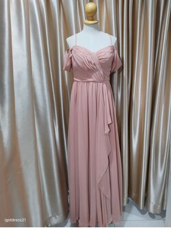 (PRE-LOVED) ชุดราตรียาวสายเดี่ยวชีฟองโอบแขน