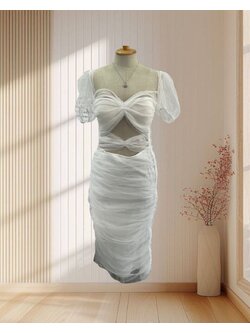 เดรสสีขาว ผ้ามุ้ง แต่งจีบเซ็กซี่ ไซส์ M