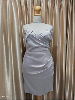 (PRE-LOVED) ชุดราตรีสั้นสายเดี่ยวปาดไหล่สีเทา 2XL