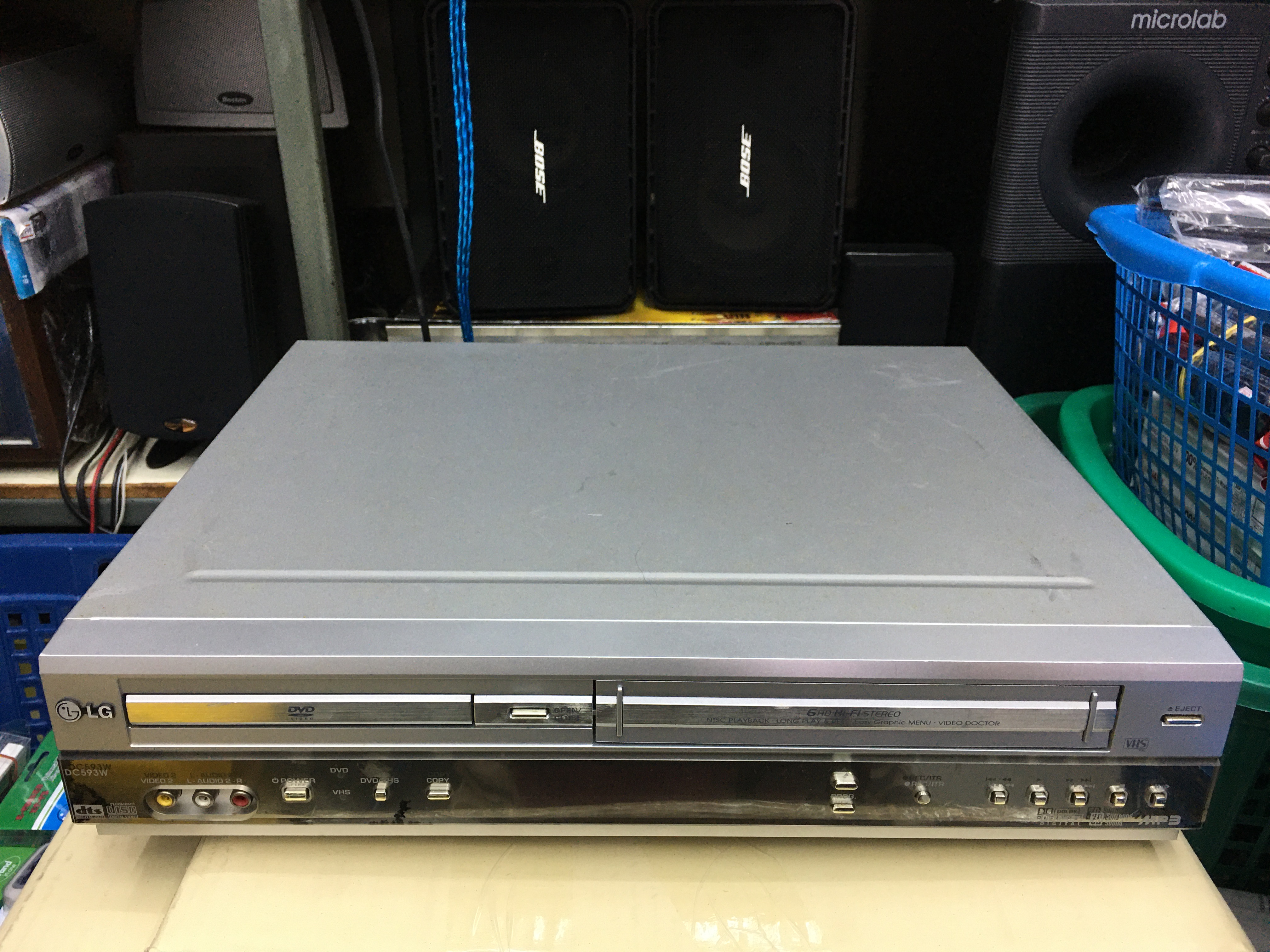 เครื่องเล่นวีดีโอเทป VHS , VDO LG รุ่น DCK593W