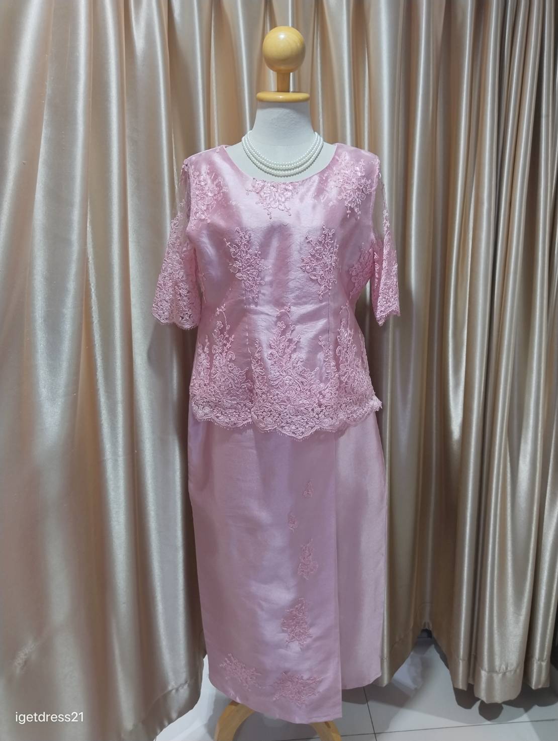 ชุดลูกไม้เสื้อชมพูอ่อน+กระโปรงยาวชมพูอ่อน2Xl