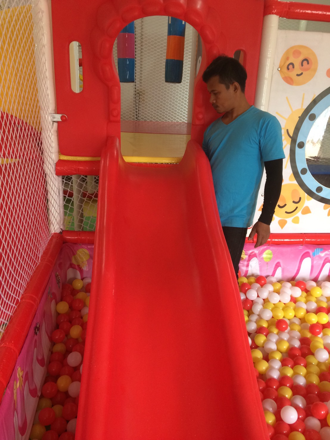 บ่อบอลเสริมทักษะ ห้องบอลอุโมงค์หมี