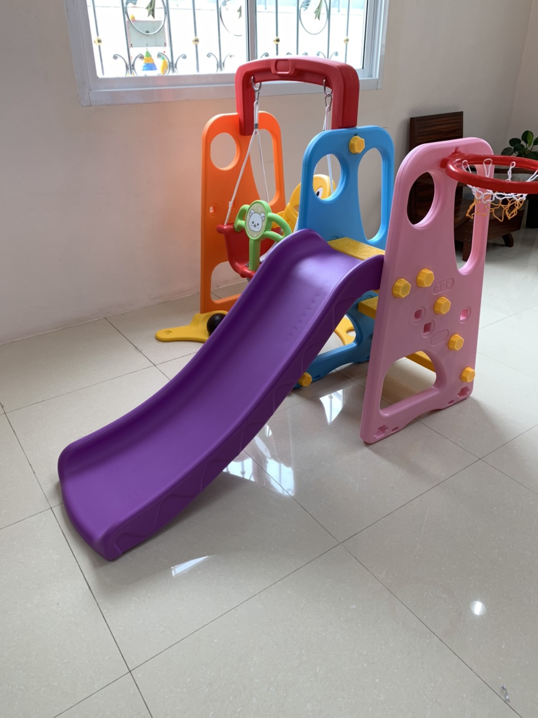 ชิงช้ากระดานลื่น ที่นั่งเป็ดน้อย