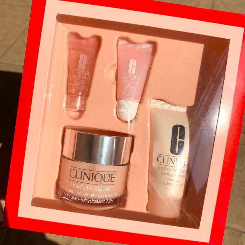 เซ็ทบำรุงผิวคลีนิค Clinique More Than Moisture Set 4 pcs
