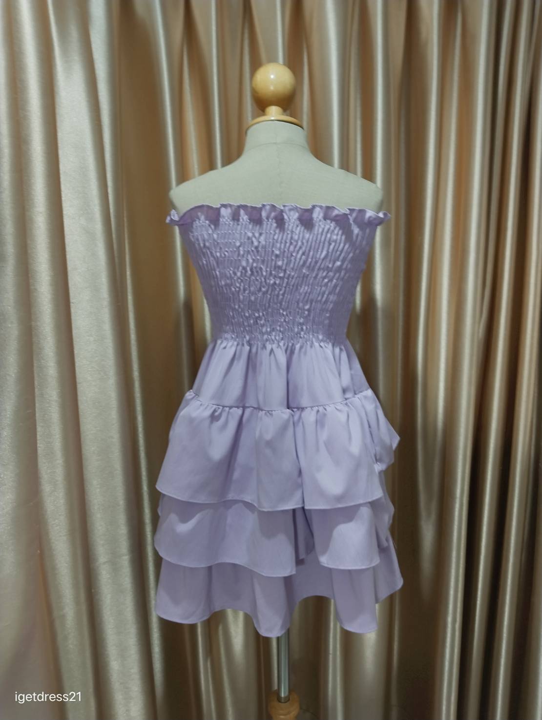 เดรสเกาะอกสม้อคกระโปรงชั้น สีม่วง F