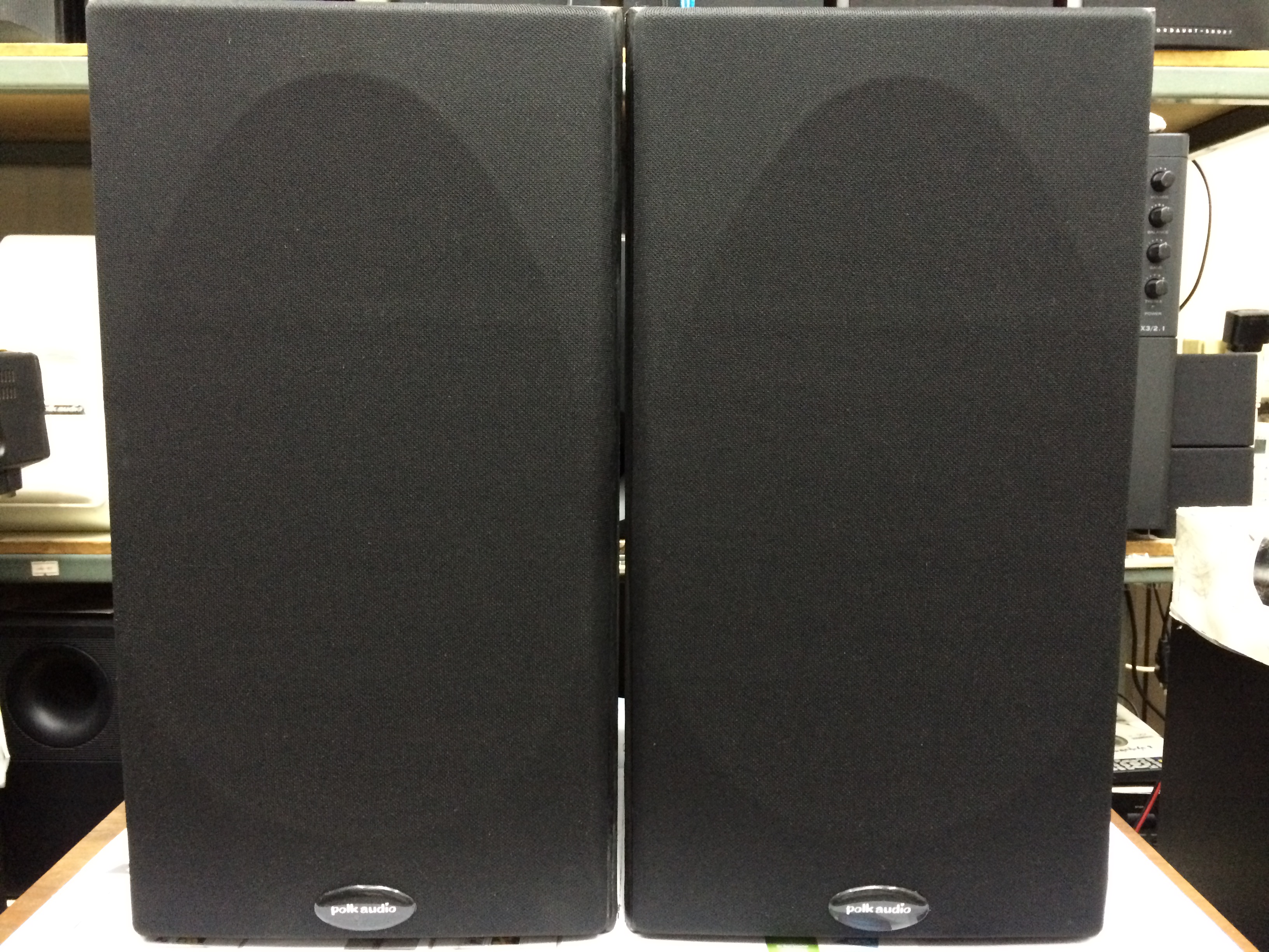 ลำโพงวางหิ้ง Polk Audio รุ่น RT35i