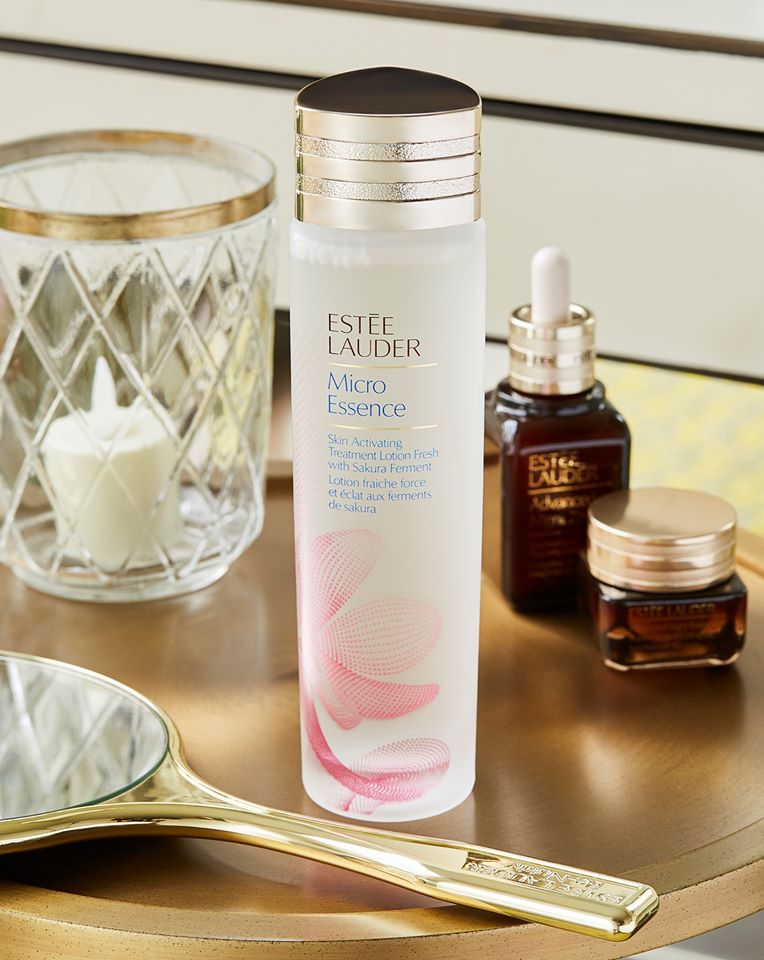 น้ำตบเอสเต้ Estee Lauder - Micro Essence Treatment Lotion Sakura 200ml
