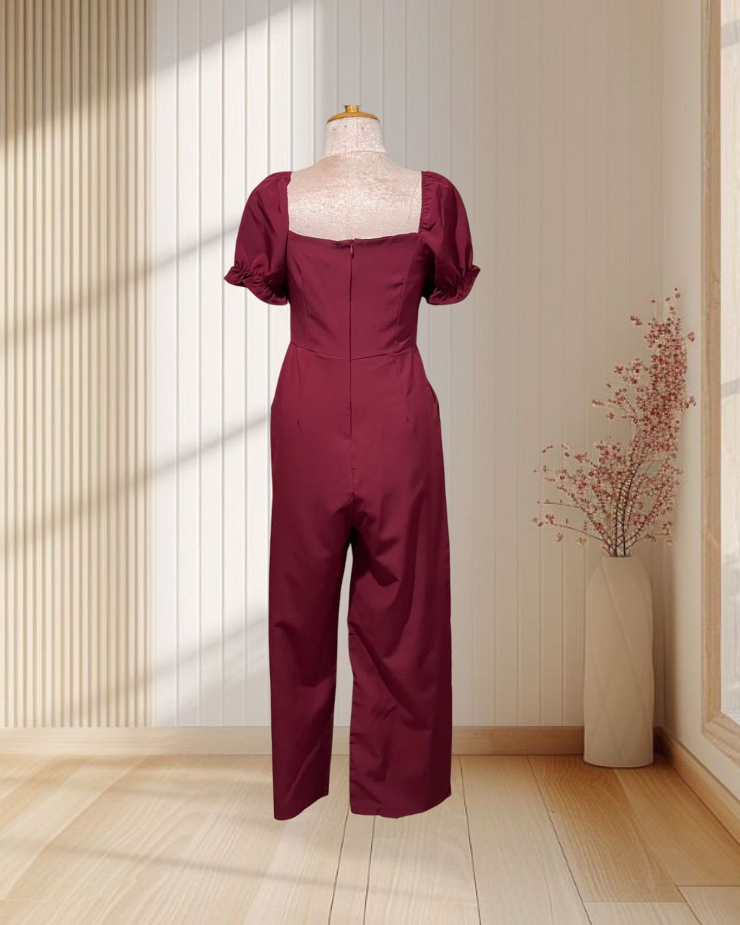 (PRE-LOVED) จั๊มพ์สูทสีแดง แขนตุ๊กตา อกไขว์ ไซส์ M