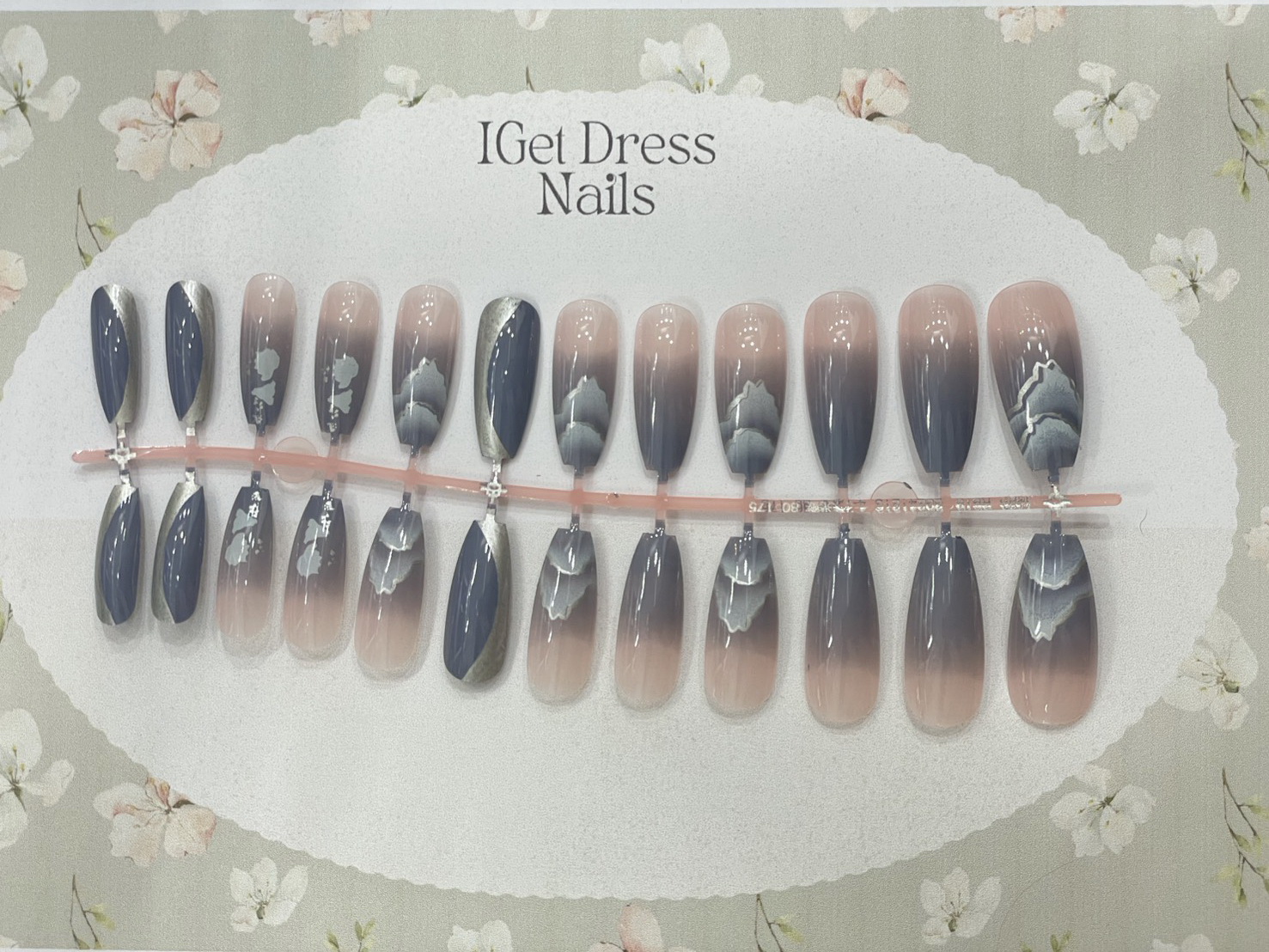 เล็บปลอม