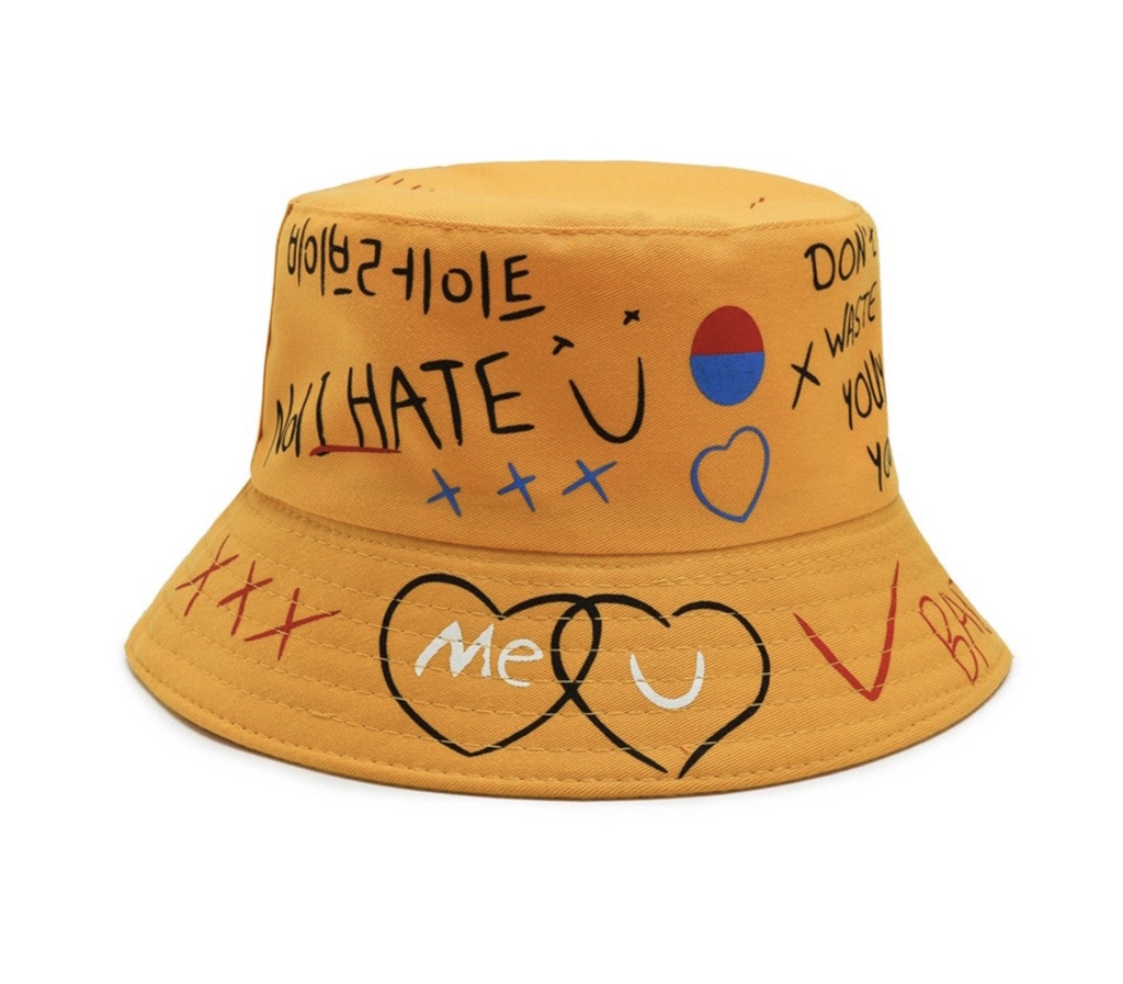 (ของแถม) หมวกบักเก็ต ลายกราฟฟิติ เลือกได้ขาวดำเหลือง