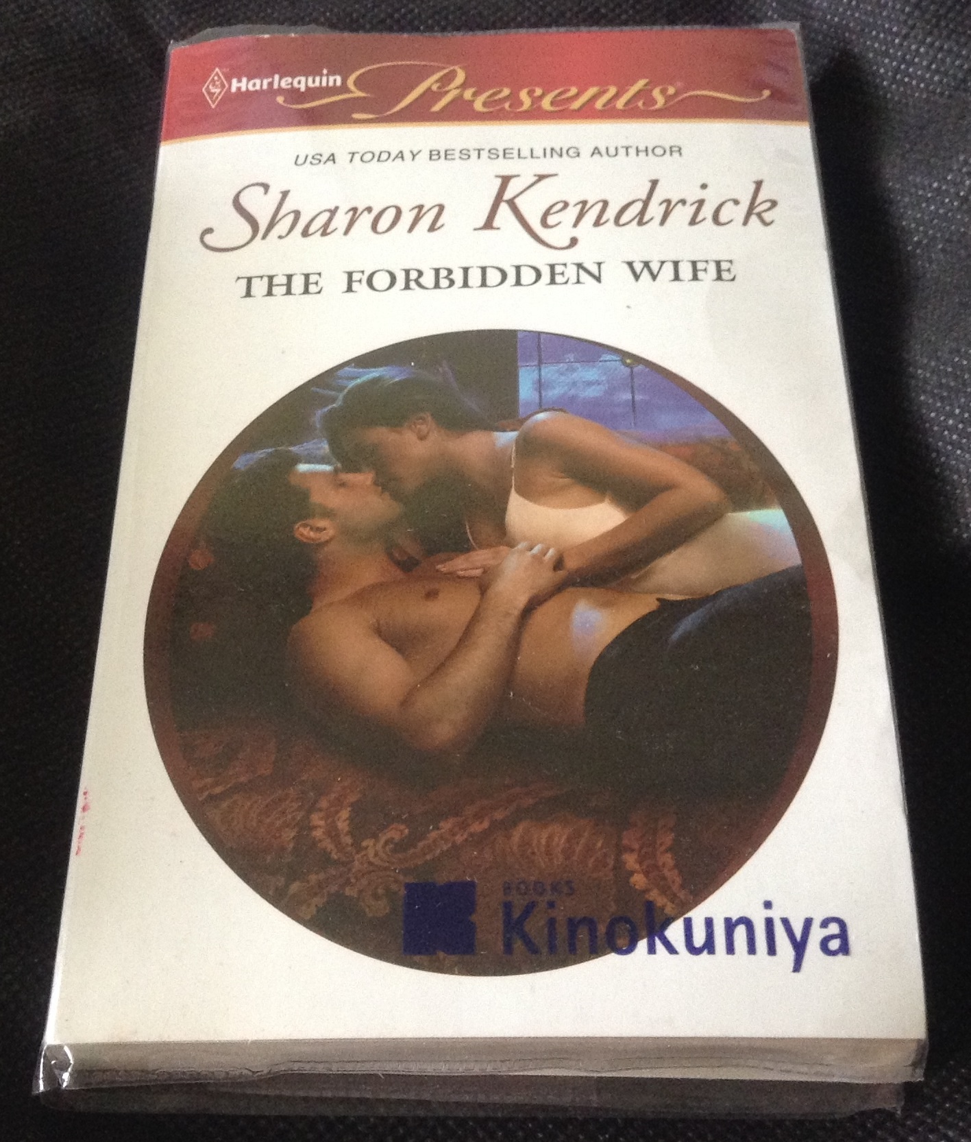 The Forbidden Wife by Sharon Kendrick ราคา 50