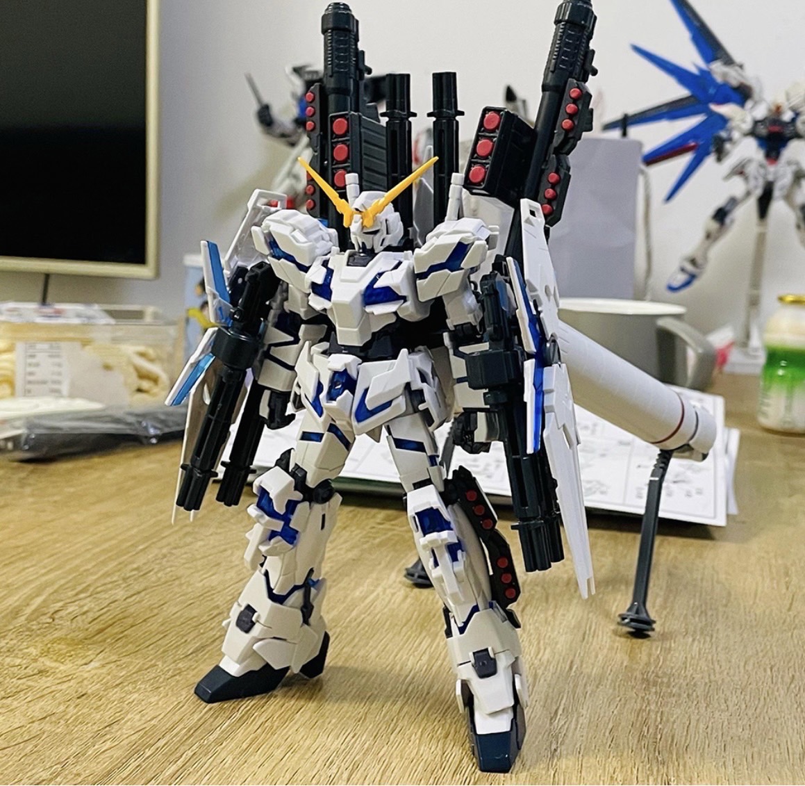 HG FULL ARMOR UNICORN BLUE PSYCHO FRAME ไซโครเฟรมสีฟ้า ค่าย DABAN