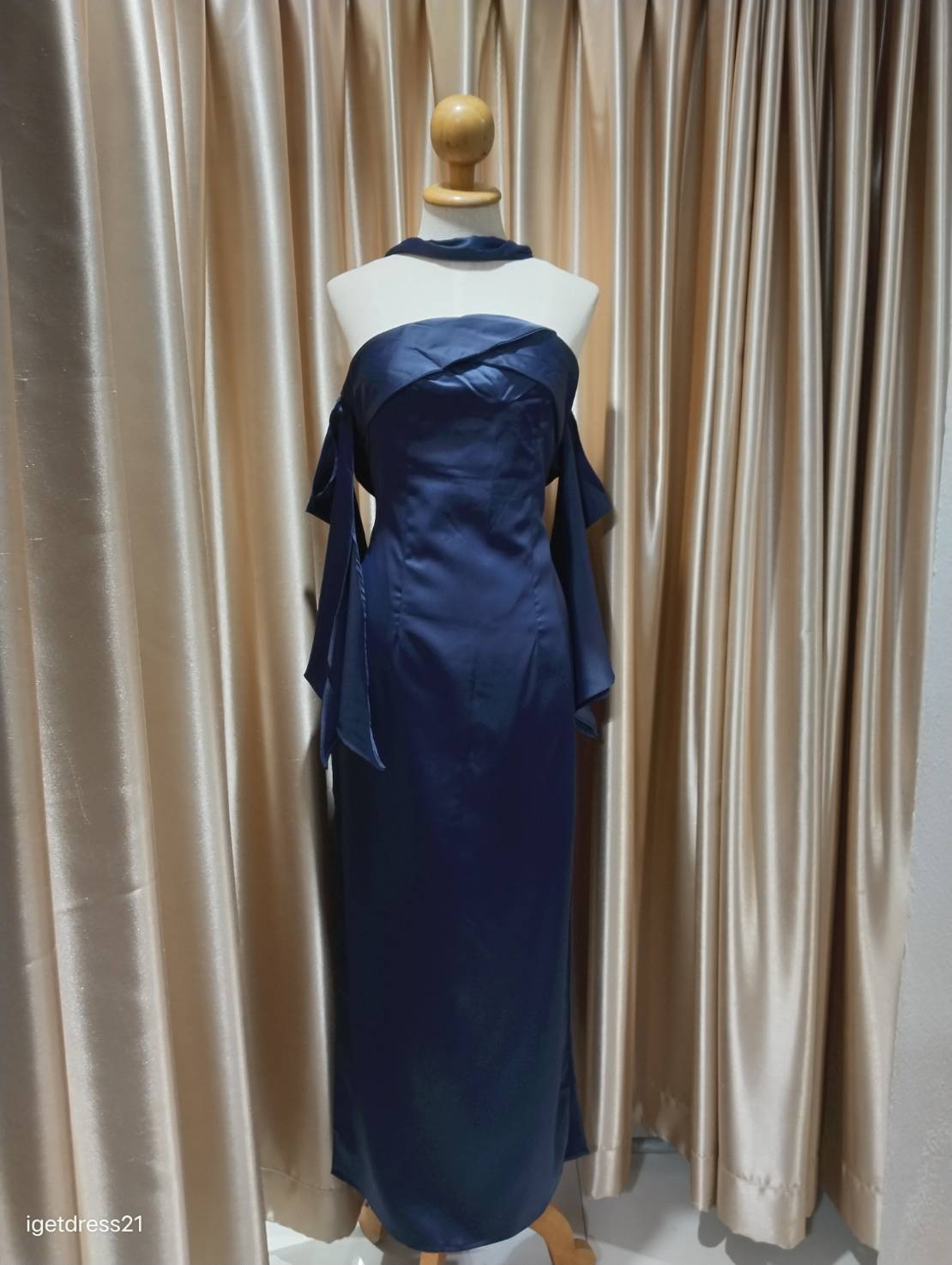 ชุดราตรียาวสีกรมปาดไหล่+ผ้าพันคอ XL