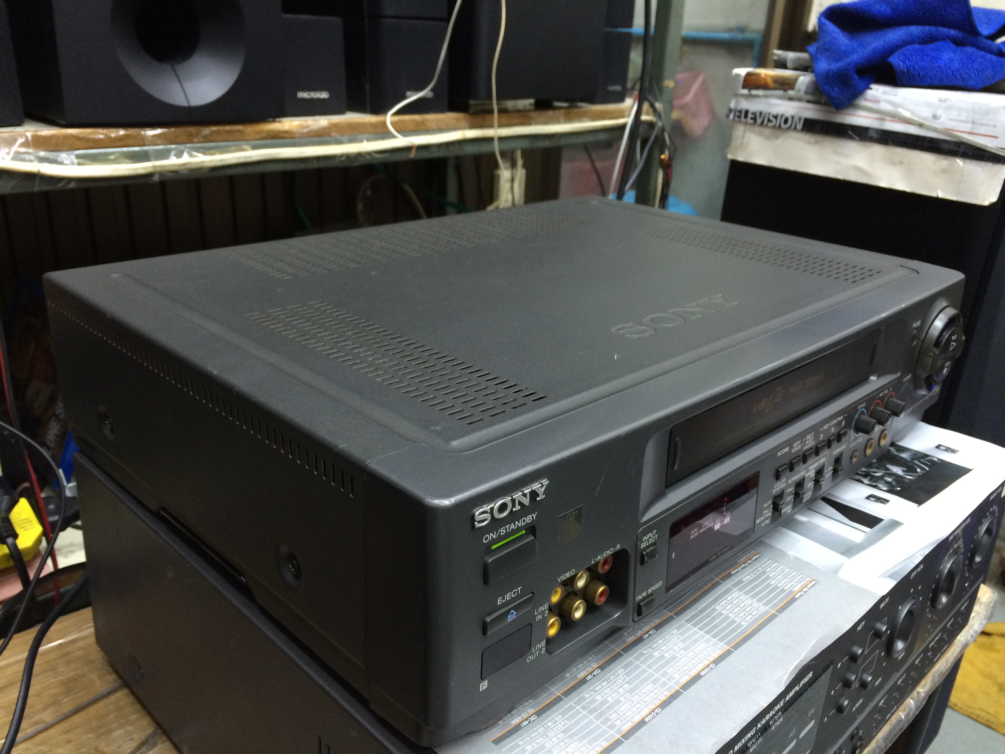 เครื่องเล่นวีดีโอเทป VHS , VDO Sony รุ่น SLV-KH3