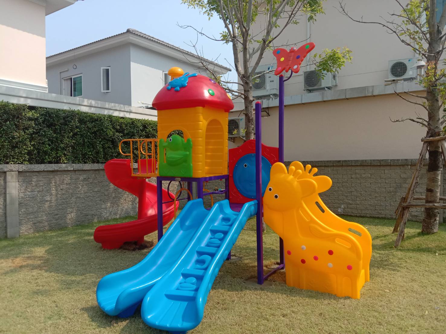 เครื่องเล่นสนาม ชุด บ้านเจ้าเป็ด เครื่องเล่นเสพริมพัฒนาการ