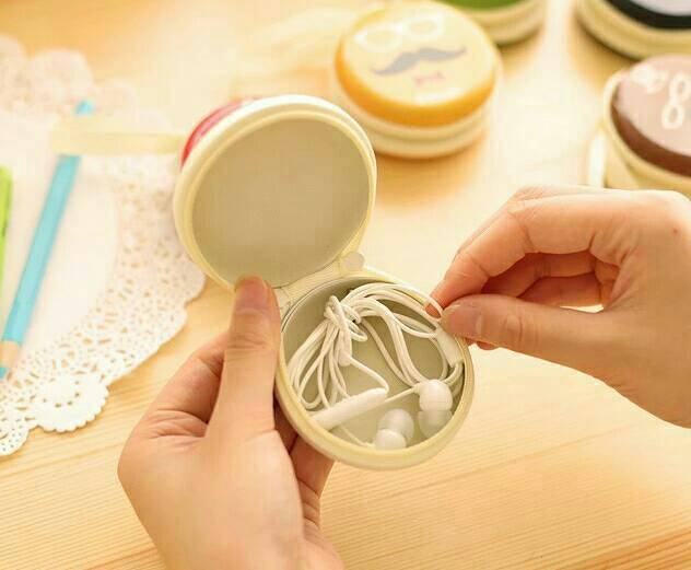 ที่เก็บสายหูฟัง/สายชาร์จ ลายเด็กหญิง สีฟ้า น่ารัก