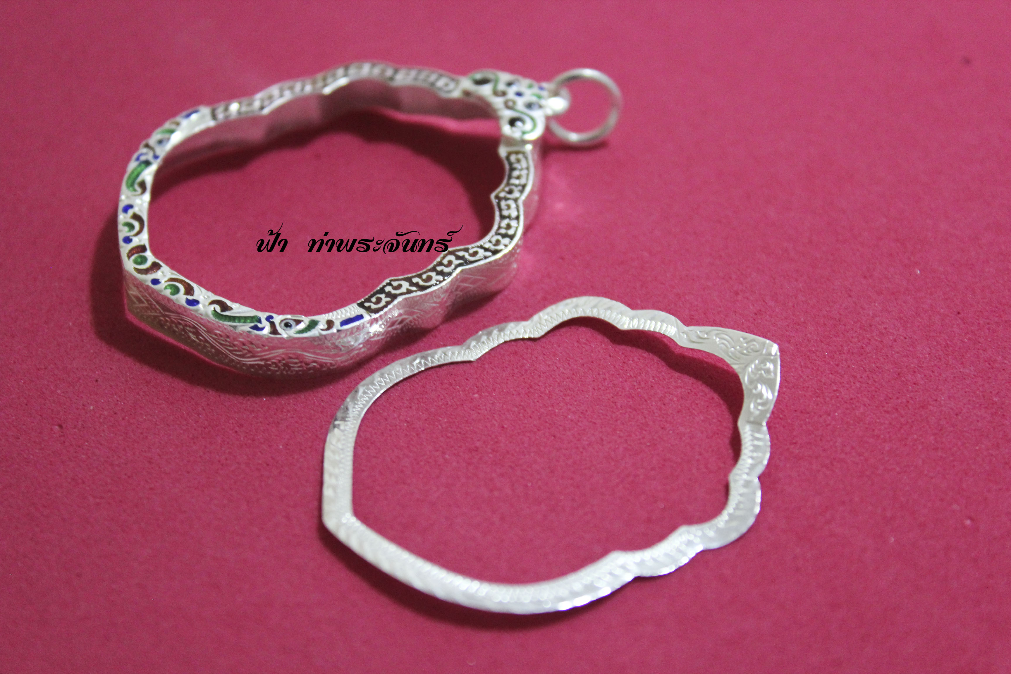 เลี่ยมเงินจับขอบ ปู่ทิม 8 รอบ เงินแท้ ลงยา