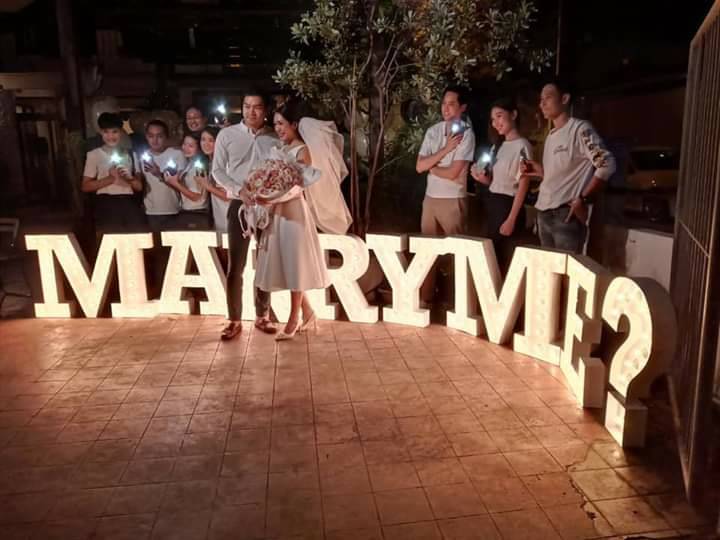 ป้ายไฟปิงปอง - MARRY ME?