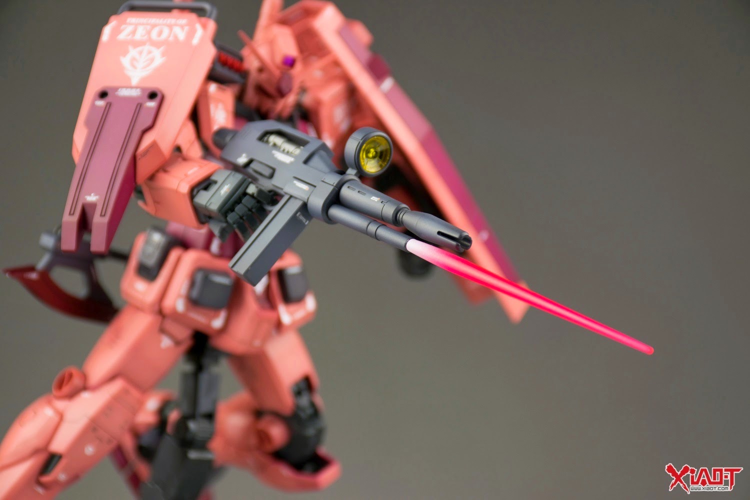 BANDAI MG 1/100 RX-78/C.A. CHAR'S COLOR GUNDAM อาร์ เอ็กซ์ 78 ชาร์ คัลเลอร์ โมเดล กันดั้ม กันพลา PS TOYLAND